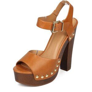 NWOT etc Studded Platform Block Heels